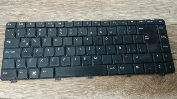 Teclado DELL PN AEUM8L00010
